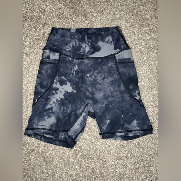 Vital Apparel Plush V2 Marble Biker Shorts 6" Wine Marble - Picture 2 of 5